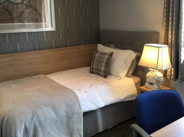 标准单人间, Scottish Equi B&b
