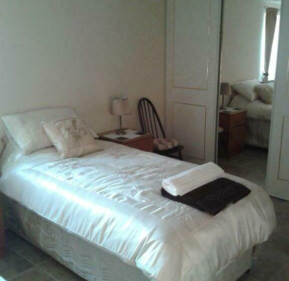 스탠다드 룸, The Old Barn Bed & Breakfast