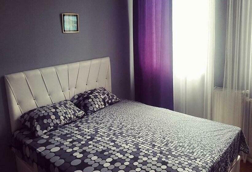 اتاق استاندارد, Eka Guest House