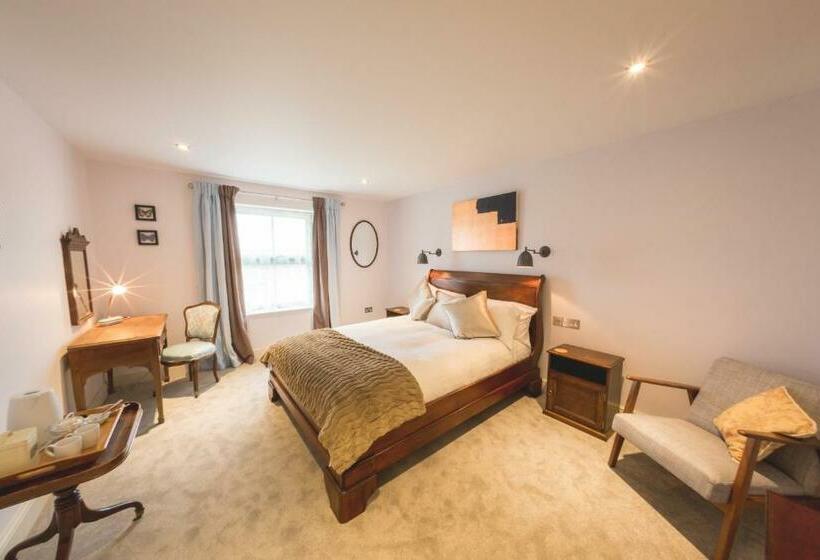 Номер Deluxe, The Bower Inn