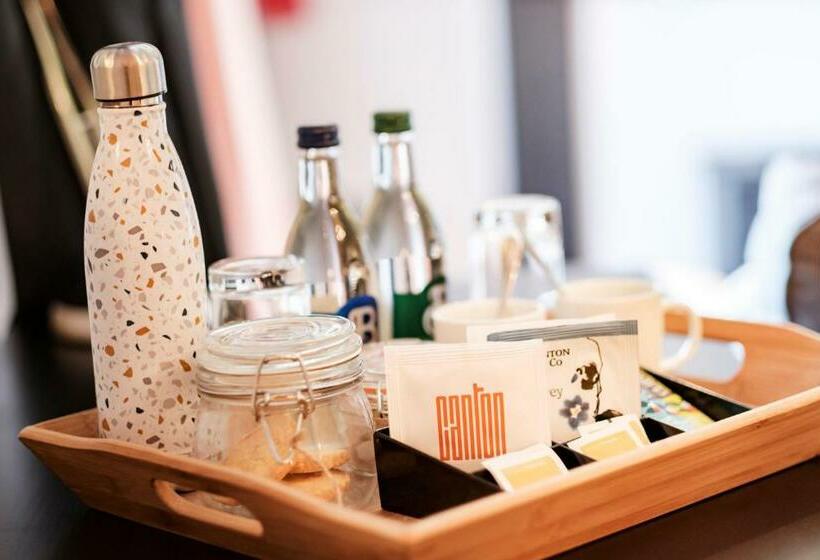 Номер Deluxe, The Bower Inn