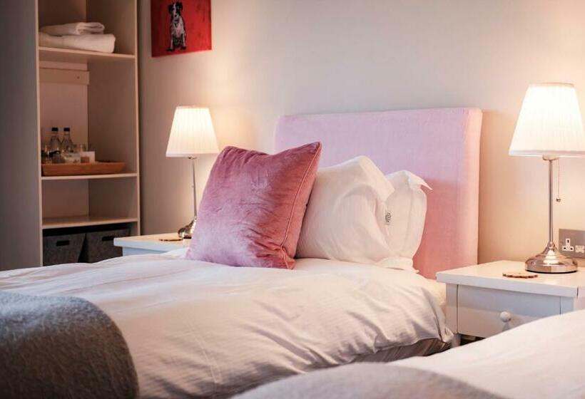 Номер Стандарт, The Bower Inn