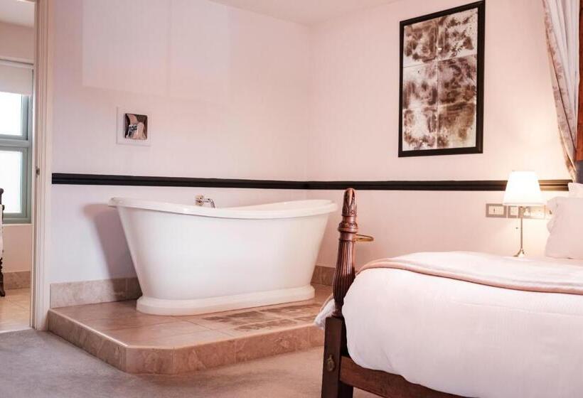 Номер Superior, The Bower Inn