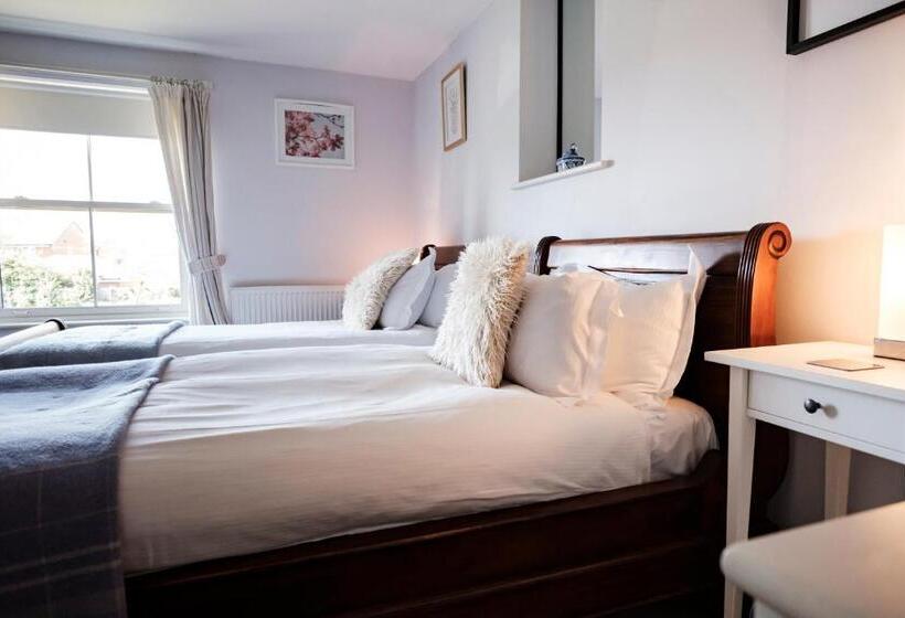 Номер Deluxe, The Bower Inn