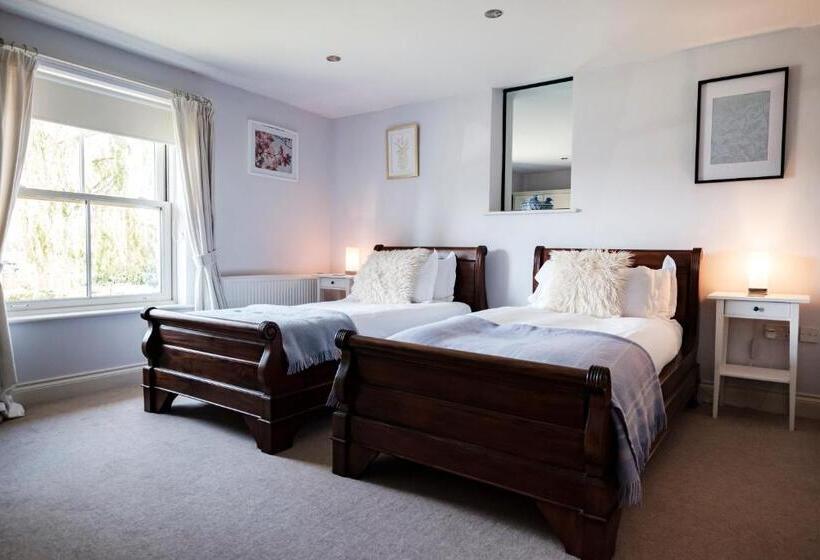 Номер Deluxe, The Bower Inn