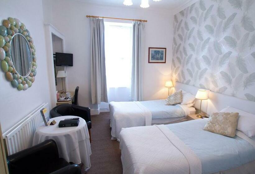 标准间, The Clovelly