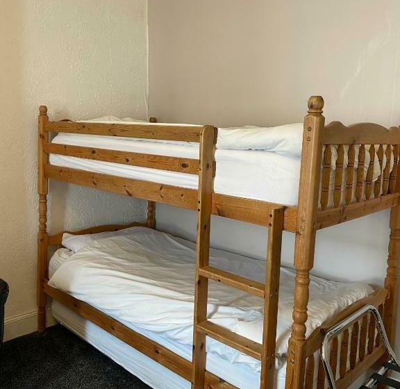 家庭间, The Clovelly