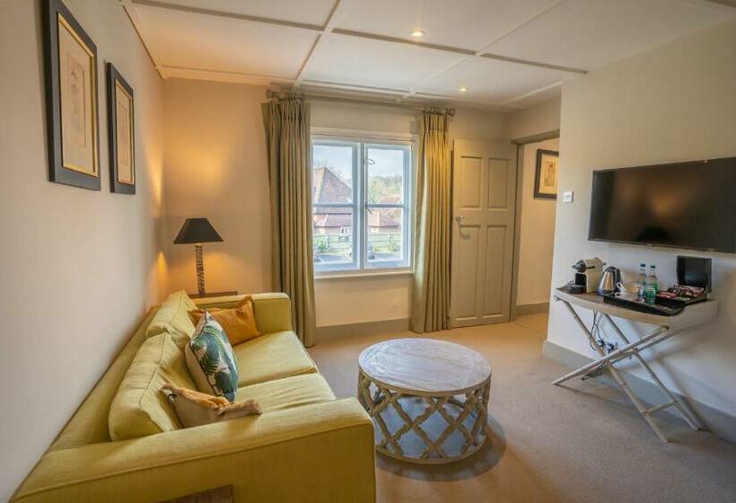 غرفة ديلوكس عائلية, The Swan Inn