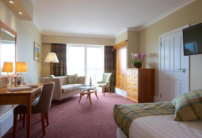 جناح جونيور, Carnoustie Golf Hotel  A Bespoke Hotel’