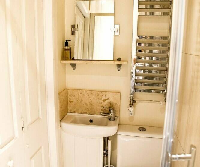 スタンダードルーム, Fields Lodge Bed & Breakfast