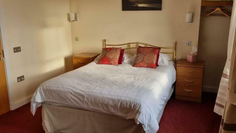 스탠다드 룸, Ecclefechan