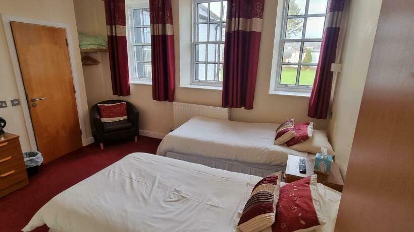 스탠다드 룸, Ecclefechan