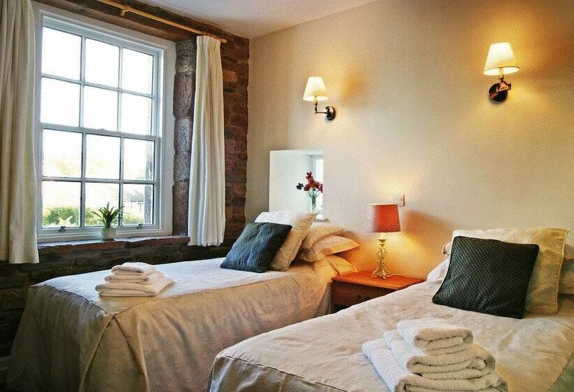 스탠다드 룸, Ecclefechan