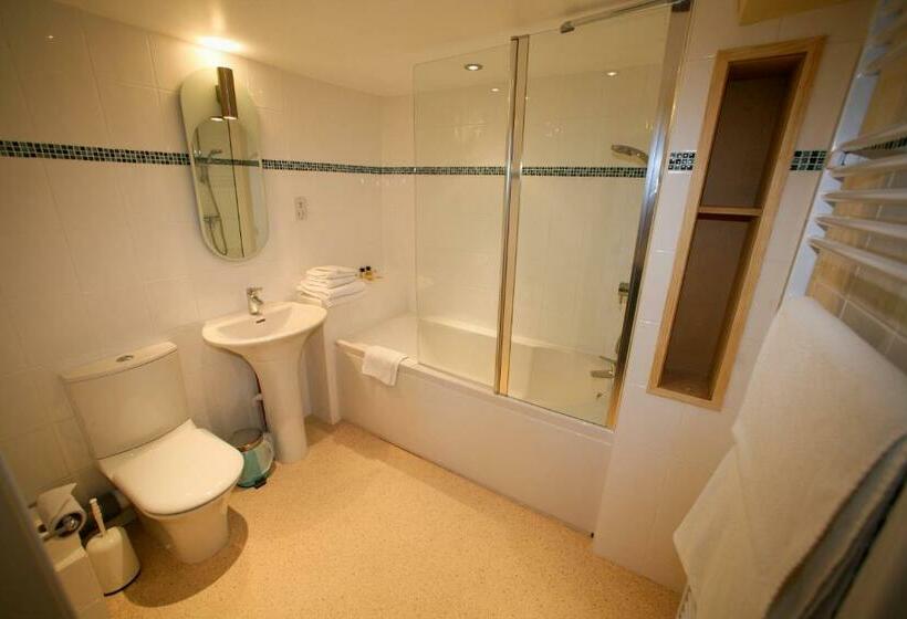 标准间, Hornsbury Mill