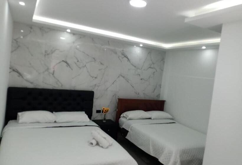 四人标准间, Hostal Anais