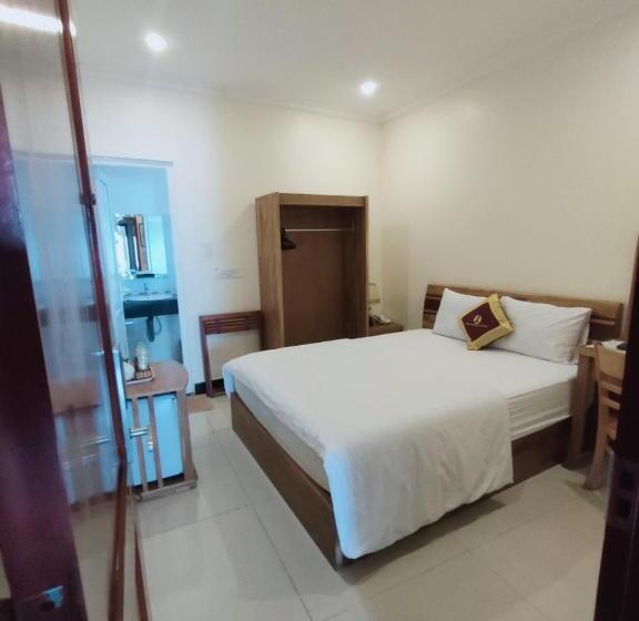 اتاق عادی, Kim Huong Quang