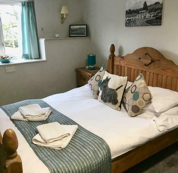 غرفة قياسية, Littledean House