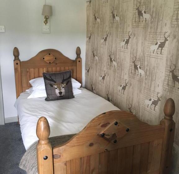 غرفة كلاسيكية فردية, Littledean House