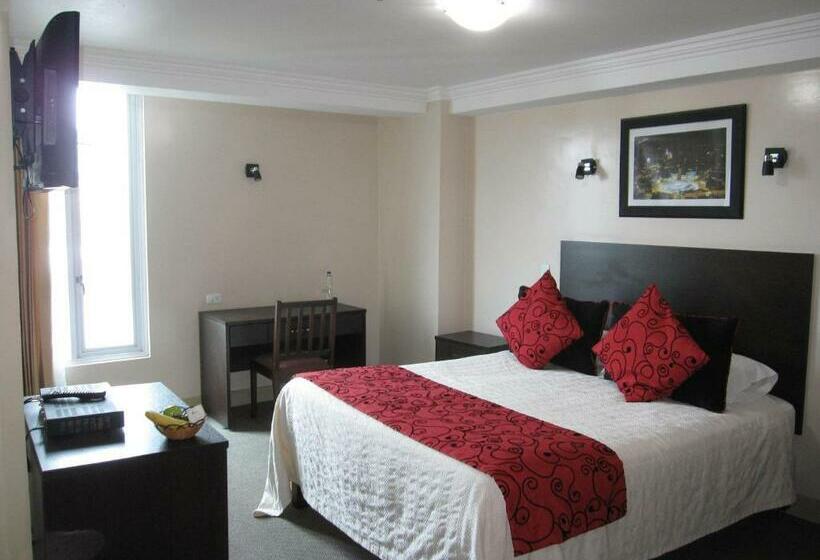 标准单人间, Novalux