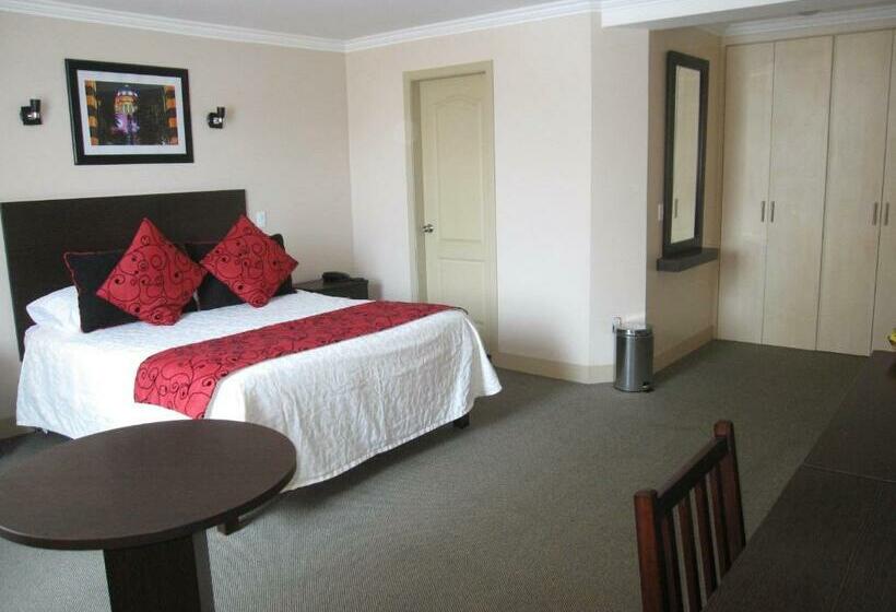 标准单人间, Novalux