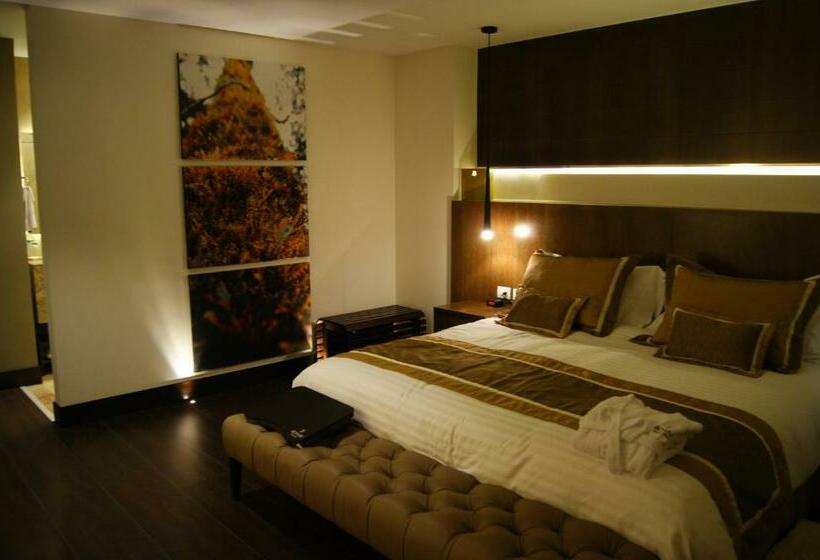 Полулюкс, Oro Verde Loja