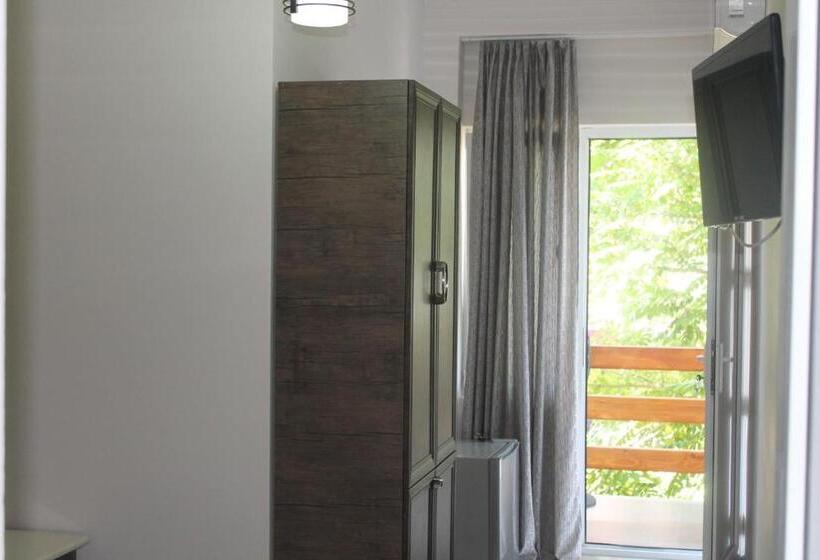 اتاق راحتی, Ponto