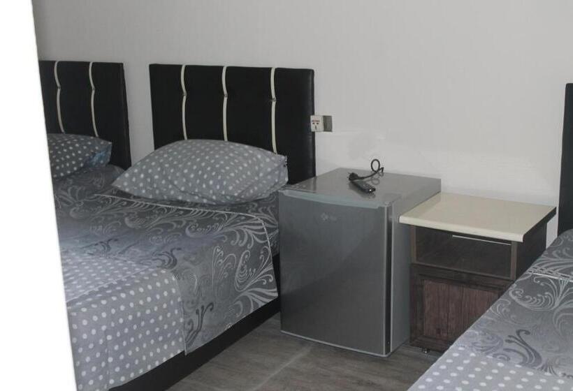 اتاق راحتی سه تخته, Ponto