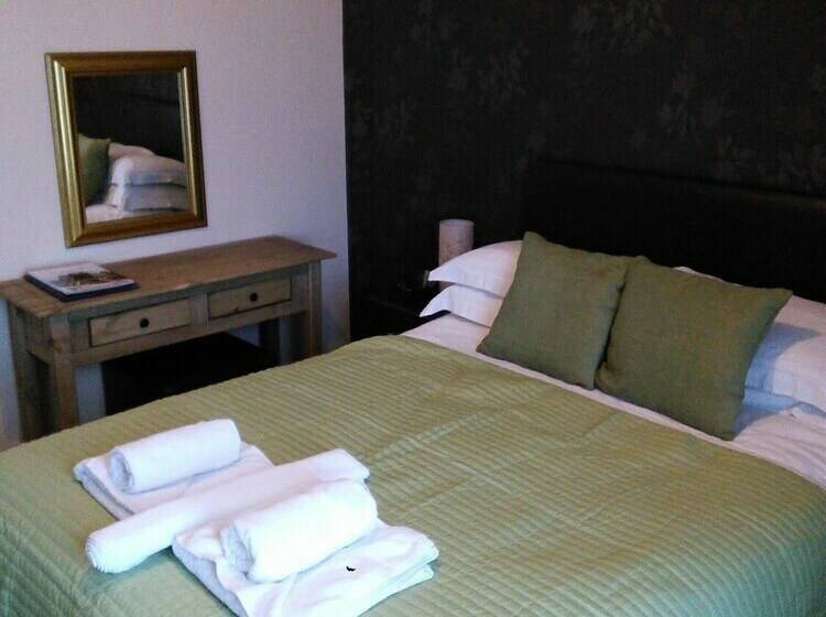 スタンダードルーム, The Market Inn