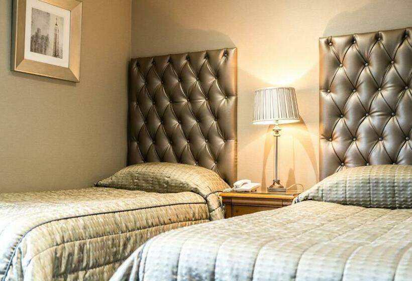 スタンダードルーム, The Mews