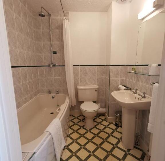 غرفة قياسية, The River Haven