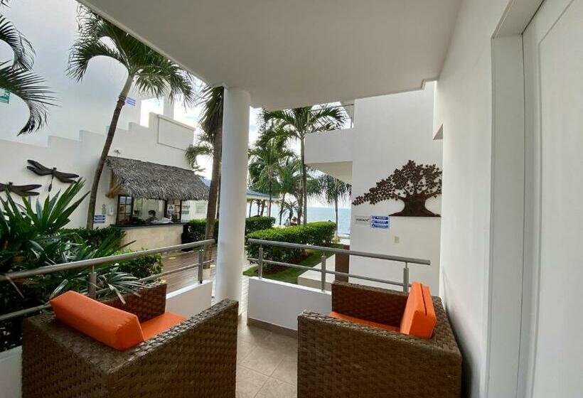 اتاق استاندارد چهار تخته با چشمانداز دریا, Vistalmar