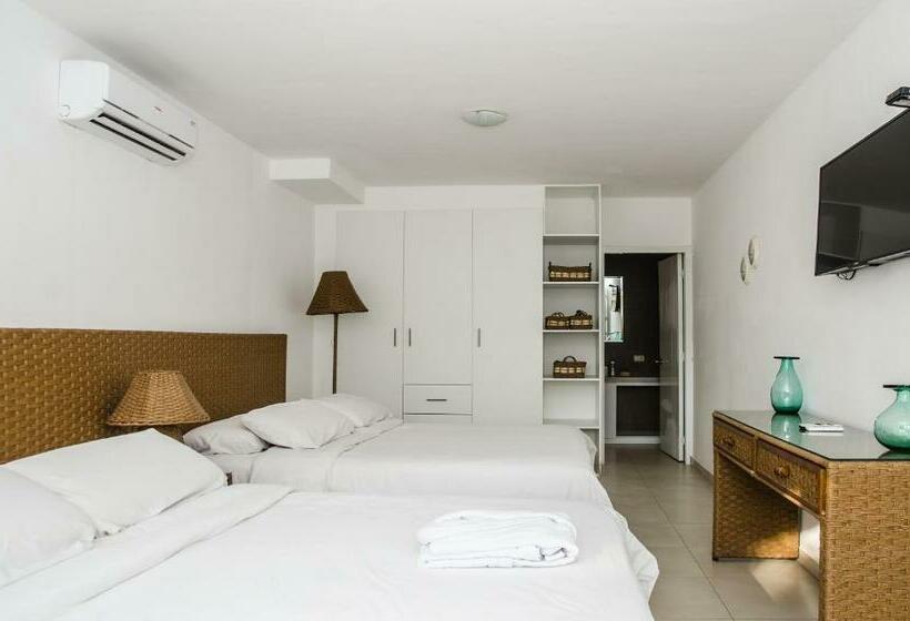 اتاق استاندارد چهار تخته با چشمانداز دریا, Vistalmar