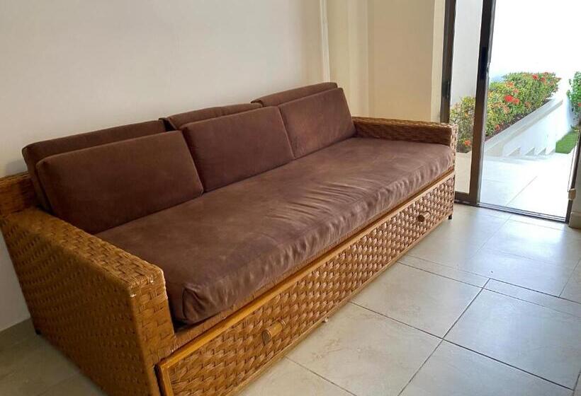 اتاق اکونومی, Vistalmar