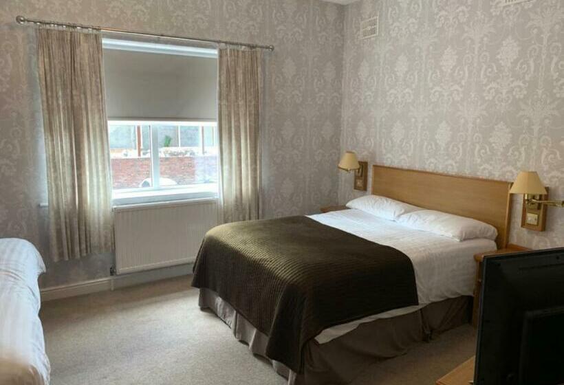اتاق سوپریور چهار تخته, Waterford Lodge