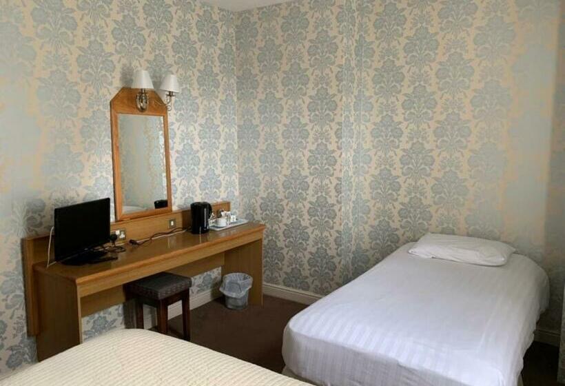 اتاق سوپریور چهار تخته, Waterford Lodge