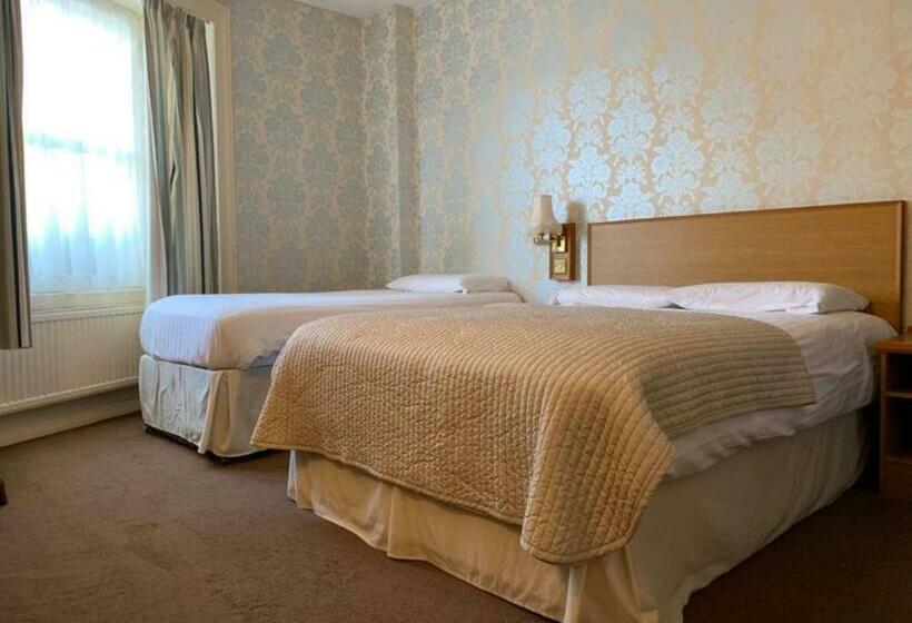 اتاق استاندارد سه نفره, Waterford Lodge