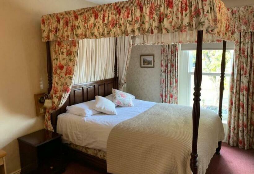 اتاق عادی, Waterford Lodge