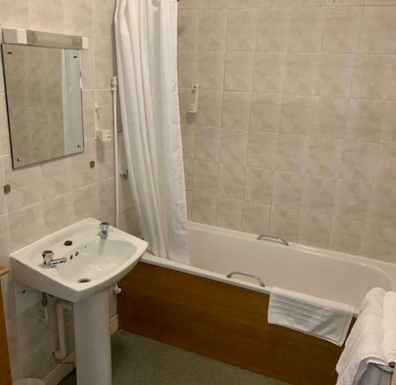 اتاق عادی, Waterford Lodge