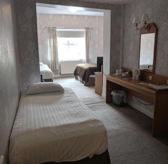 اتاق سوپریور چهار تخته, Waterford Lodge