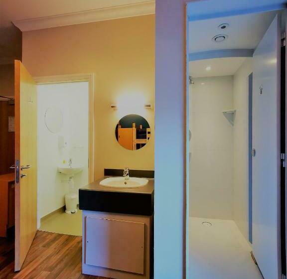 اتاق استاندارد چهار تخته, Oban Youth Hostel