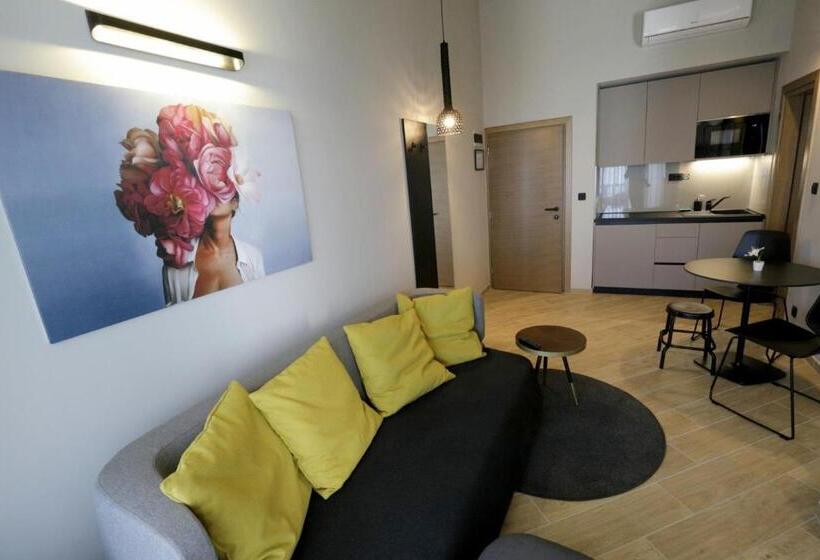 Comfort studio with sea view, Villa Verica