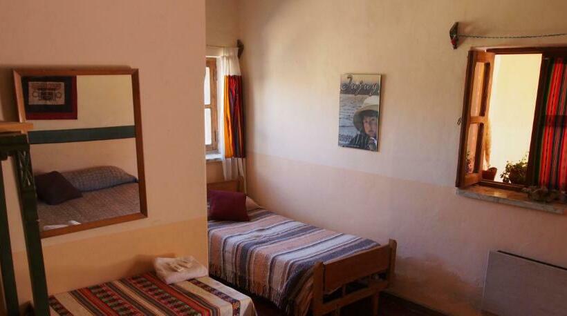 Dört Kişilik Standart Oda, Inti Sayana