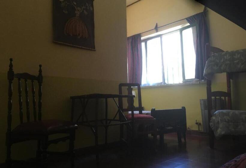 Familiekamer, Inti Sayana