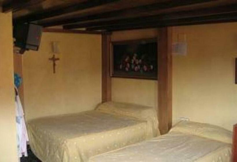 اتاق استاندارد, Pensión Moni Albayzin