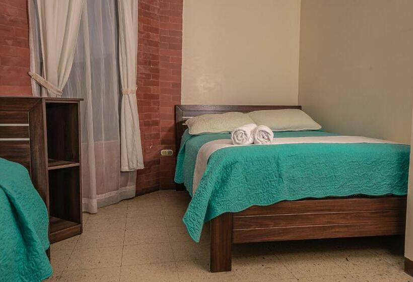 غرفة قياسية ثلاثية, Tungurahua