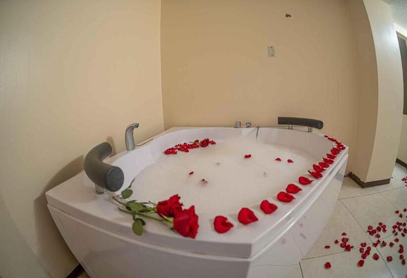 جناح, Tungurahua