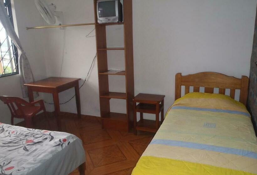 스탠다드 룸 공동 욕실, Hostal Limoncocha
