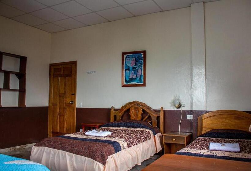 家庭山景房, Hostal Limoncocha