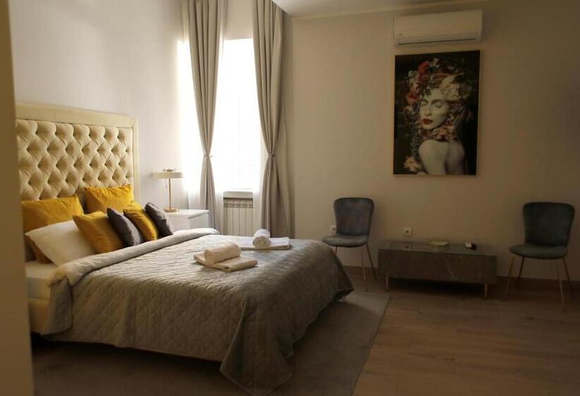 اتاق لوکس, Bed & Breakfast Garden40