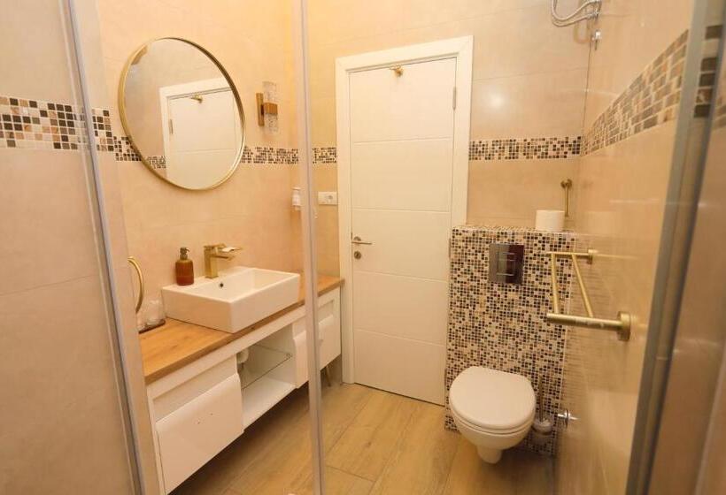 اتاق لوکس, Bed & Breakfast Garden40